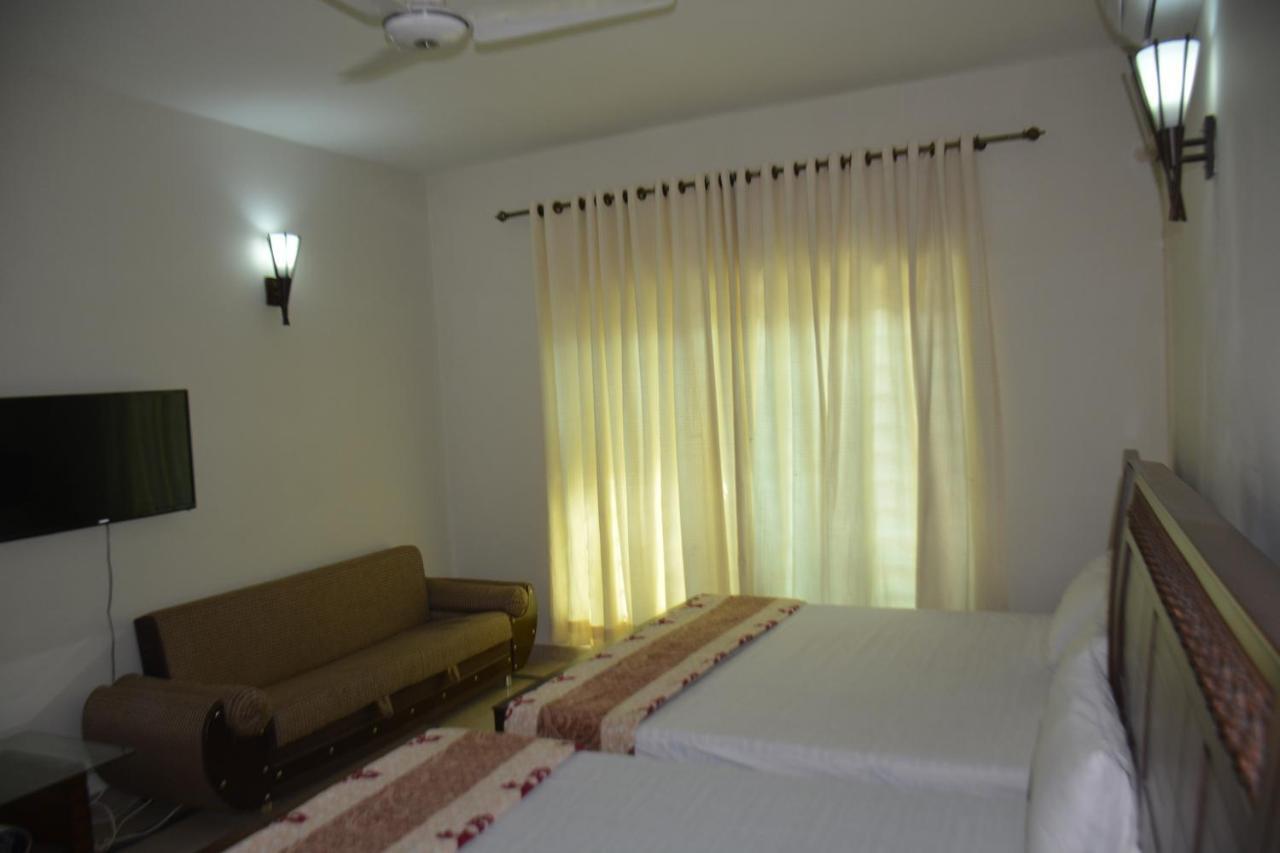The Travelers Den Hotel Islamabad Exterior foto
