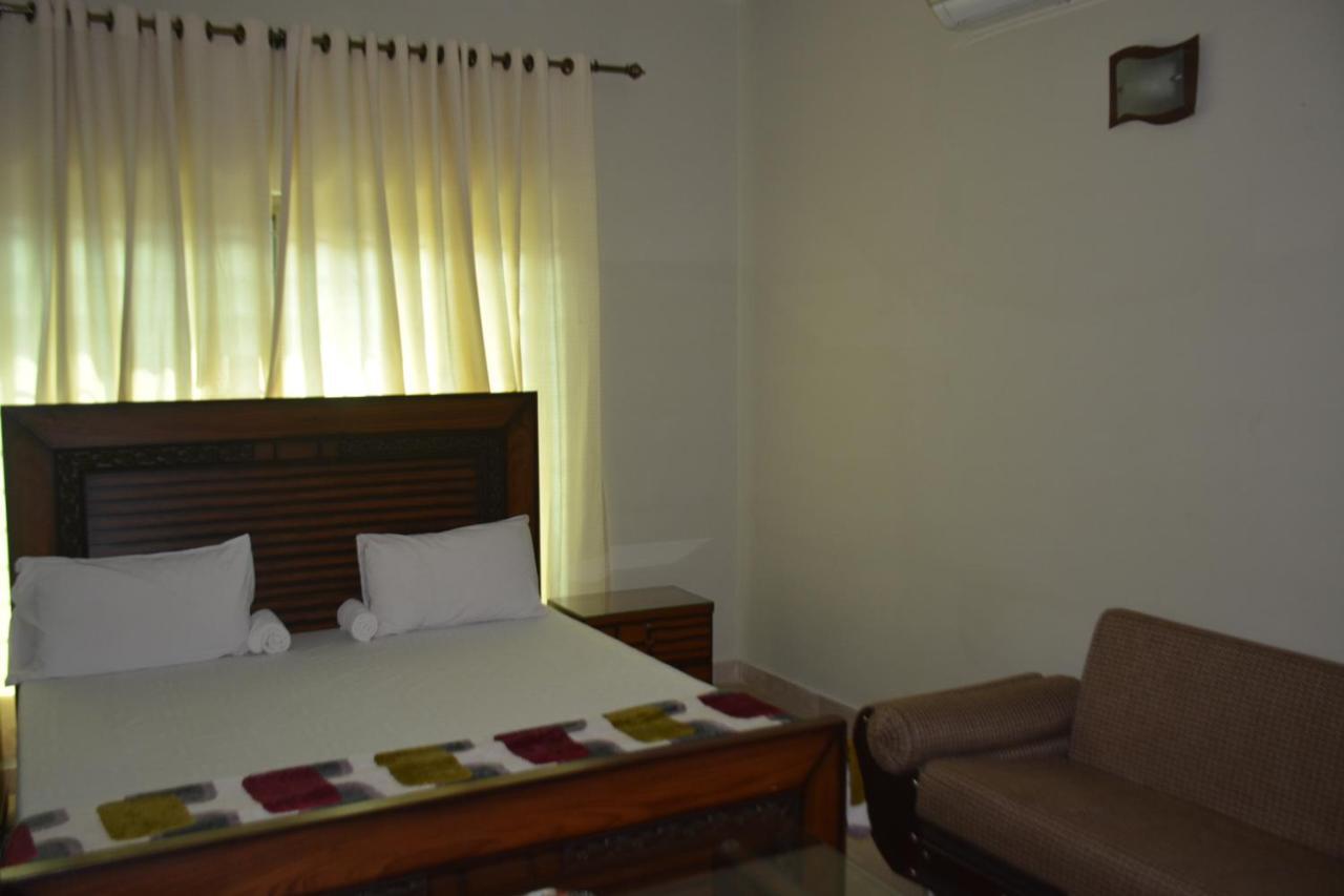 The Travelers Den Hotel Islamabad Exterior foto